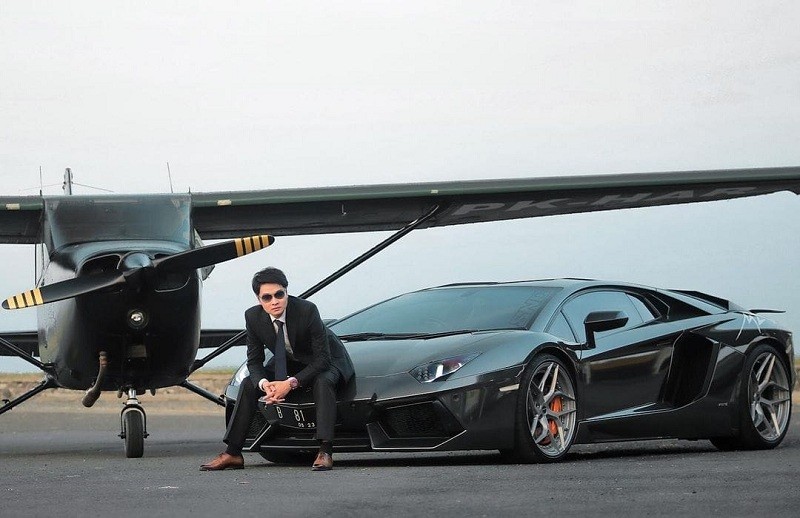Koleksi Mobil Mewah Melvin Tenggara, Termasuk Lamborghini Seharga Rp9 Miliar. (Foto: MNC Media)