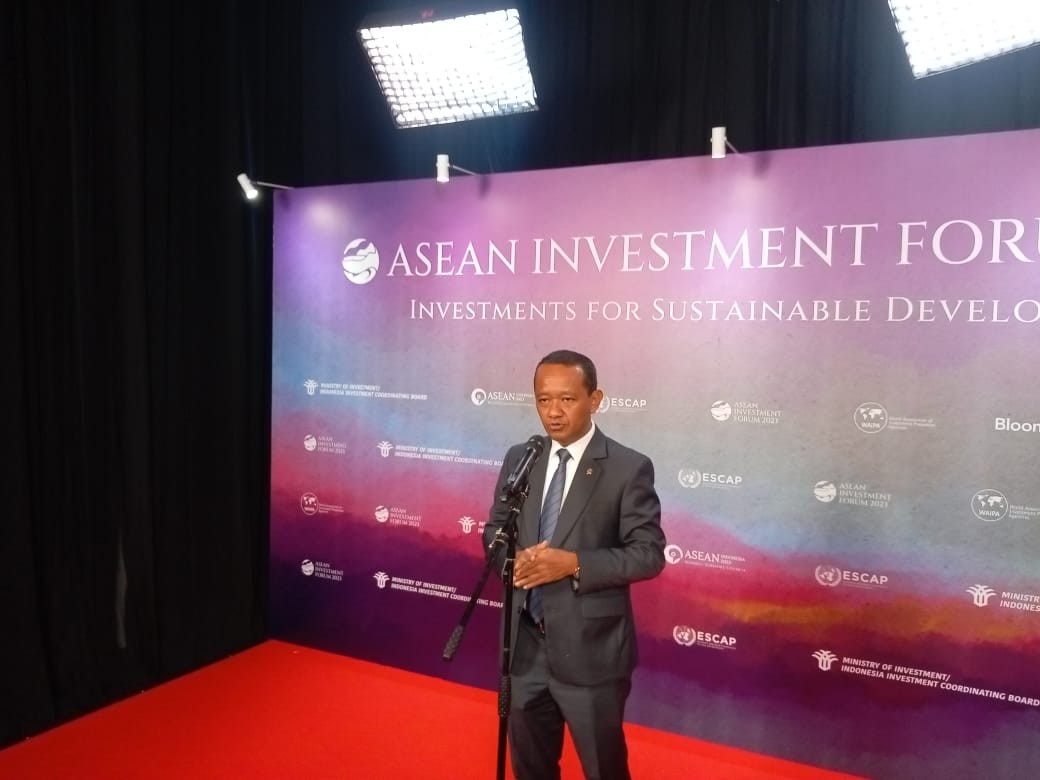 Bahlil Sebut Kerja Sama ASEAN Bak Teori Sapu Lidi, Ini Alasannya. (Foto: MNC Media)