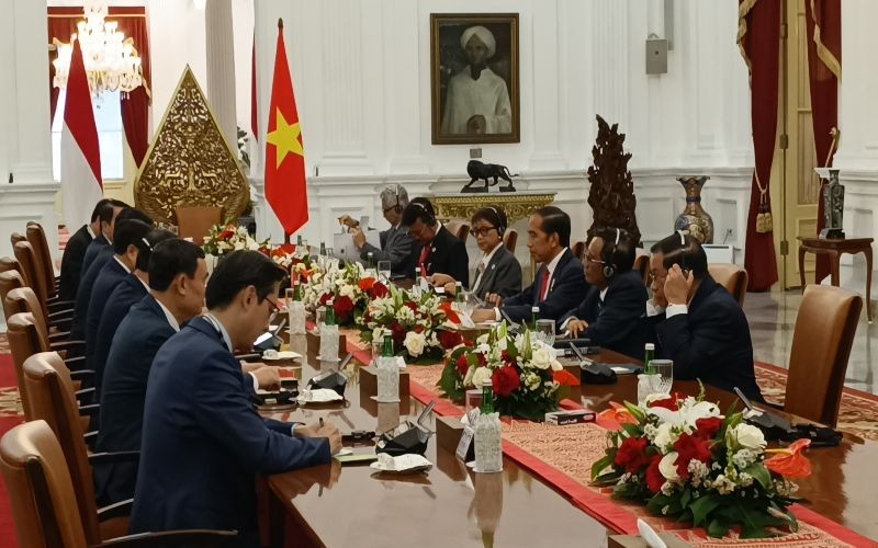 Jokowi ke PM Vietnam: Terima Kasih atas Dukungannya terhadap Keketuaan Indonesia