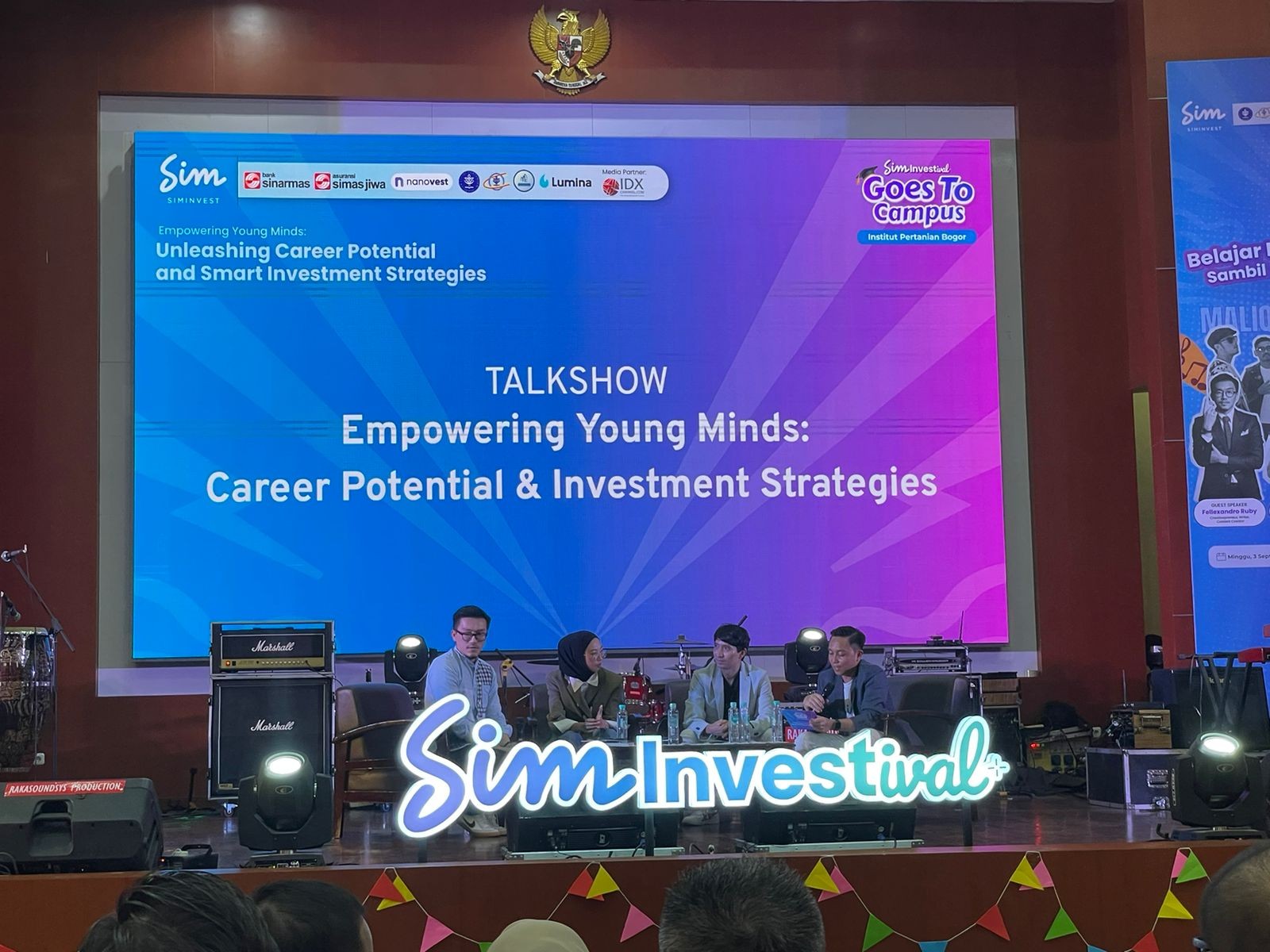 Gandeng Maliq & D'Essentials, SimInvest Ajak Ratusan Mahasiswa IPB Pahami Literasi Keuangan. (Foto: Adv/Sinarmas Sekuritas)