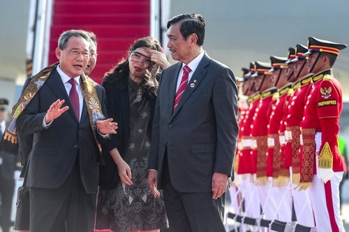 Disambut Luhut, PM China Mendarat di Jakarta untuk Hadiri KTT ASEAN. (Foto: ASEAN Indonesia 2023)