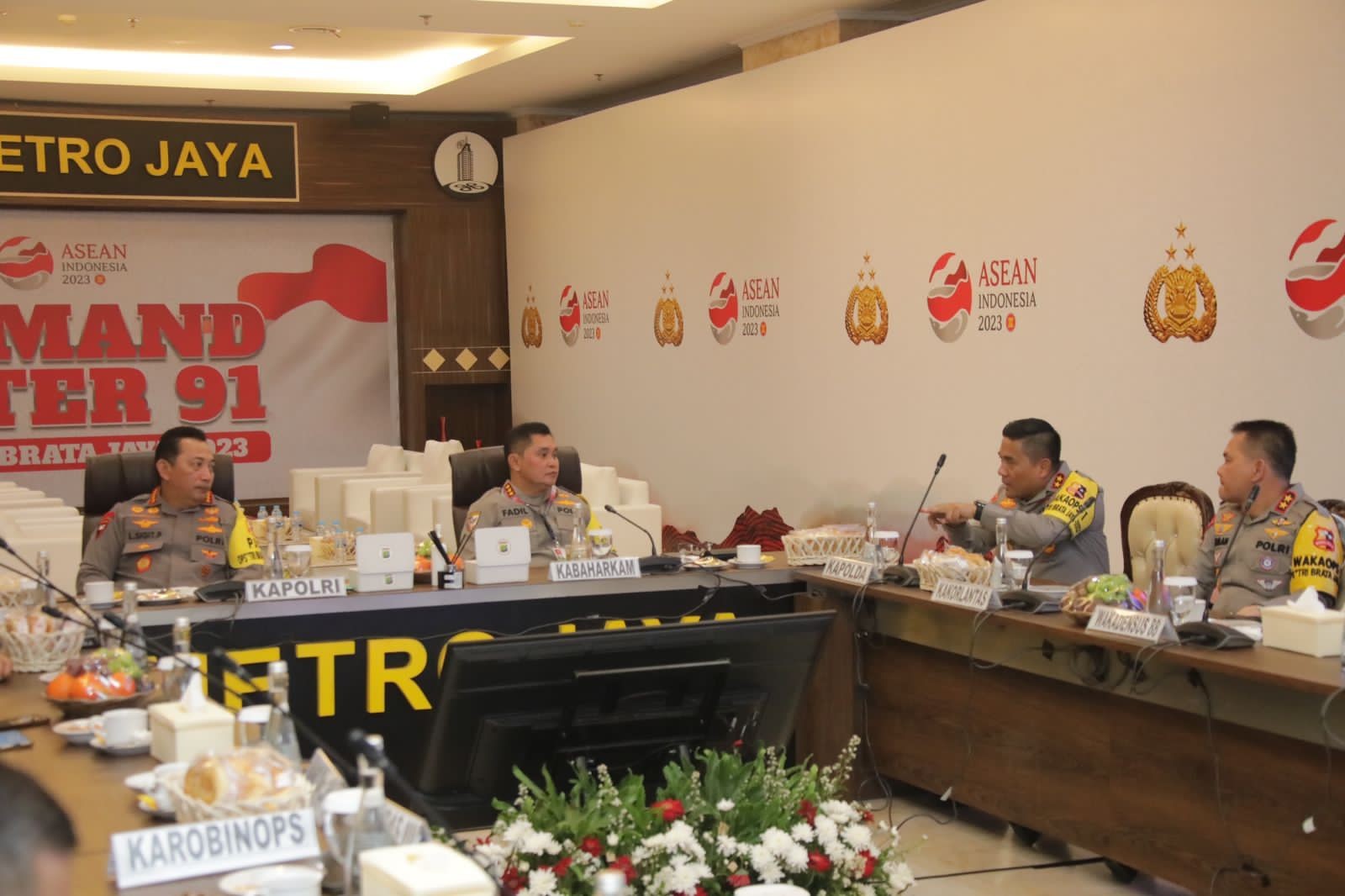 Kapolri Pantau Pengamanan KTT ASEAN 2023 Lewat Command Center. (Foto: MNC Media)