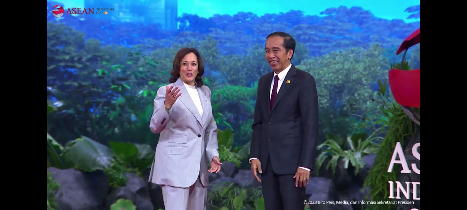 Depan Wapres AS, Jokowi Sebut ASEAN Urat Nadi Perdagangan Internasional pada 2045. (Foto: Dok. Biro Pers Setpres)