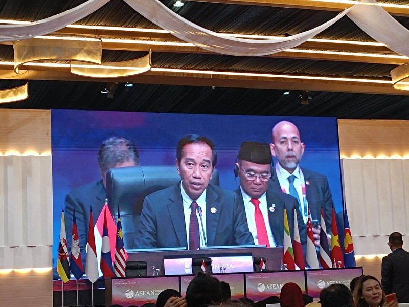 Singgung Hukum Internasional Saat Pimpin KTT ASEAN-RRT, Jokowi Sindir China? (foto: MNC Media)
