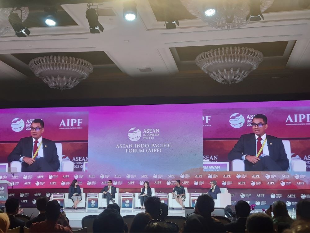 Bicara di AIPF, Dirut PLN Beberkan Strategi Masifkan Pembangkit EBT di RI. Foto: MNC Media.