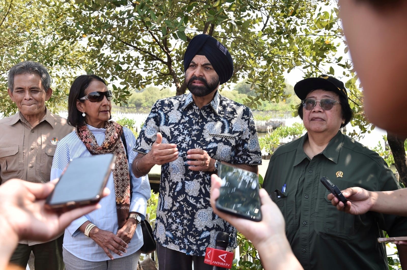 Presiden Bank Dunia Kagumi Rehabilitiasi Mangrove Indonesia: Senang Bisa Datang ke Sini (FOTO:Dok Ist)