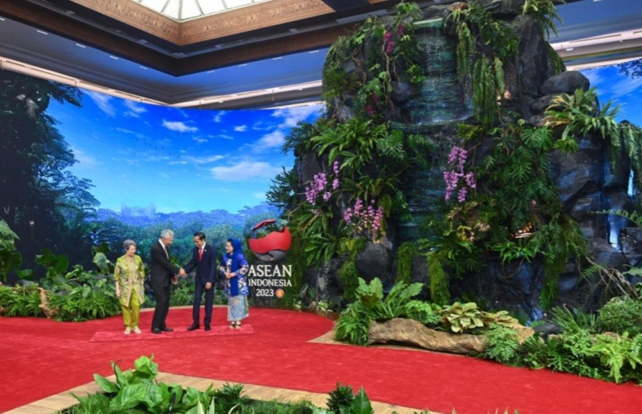 Ini Makna di Balik Air Terjun Area Penyambutan Kepala Negara KTT ASEAN 2023 (FOTO:Dok Ist)
