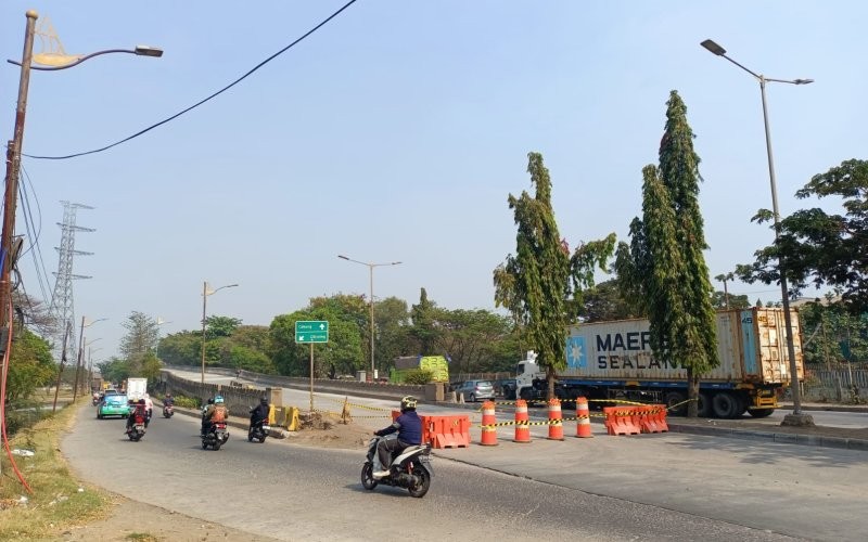 Jembatan Marunda sisi arah Bekasi ke Cakung akan kembali beroperasi setelah ditutup (Carlos Roy Fajarta/MPI)