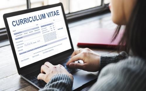Cara Melamar Kerja di LinkedIn dengan Mudah dan Cepat, Jobseeker Wajib Tahu. (Foto: MNC Media)