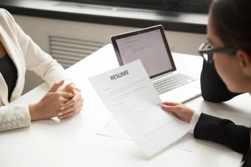Inilah Tips Jitu Membalas Email dari HRD untuk Interview. (FOTO : MNC MEDIA)