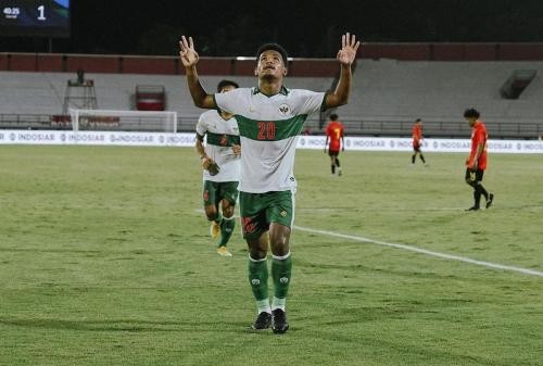 Intip Gaji Ramai Rumakiek, Pesepak Bola Papua The Next Boaz Salossa. (FOTO : MNC MEDIA)