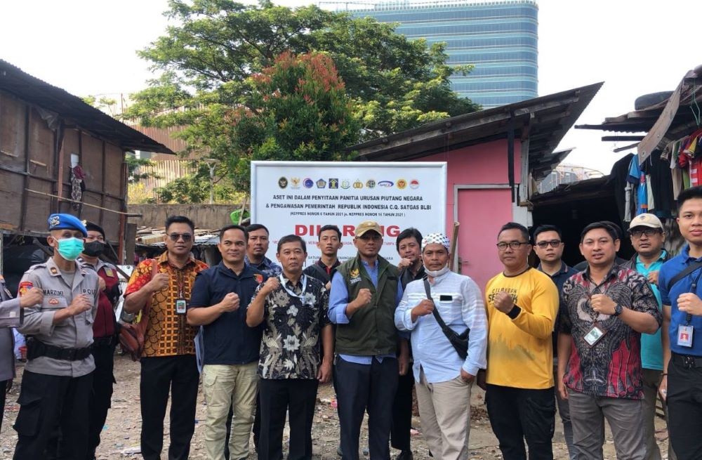 Satgas BLBI Sita Tiga Aset Obligor di Jaksel Senilai Rp111,2 Miliar. Foto: MNC Media.