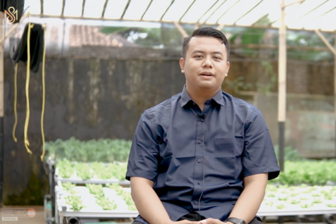Kisah Inspiratif Pengusaha Muda Petani Hidroponik, Raup Omzet Jutaan per Bulan. (Foto: YouTube/SeribuMimpi)