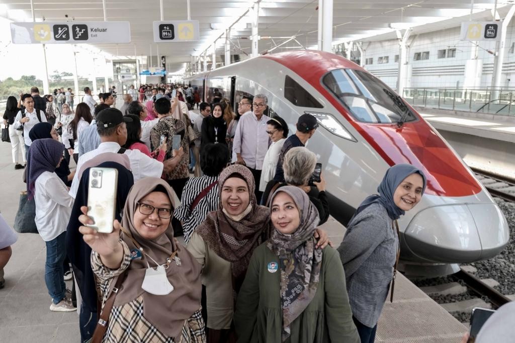 Kereta Cepat Whoosh Siap Dorong Realisasi 1,4 Miliar Pergerakan Wisatawan Nusantara. (Foto: MNC Media)