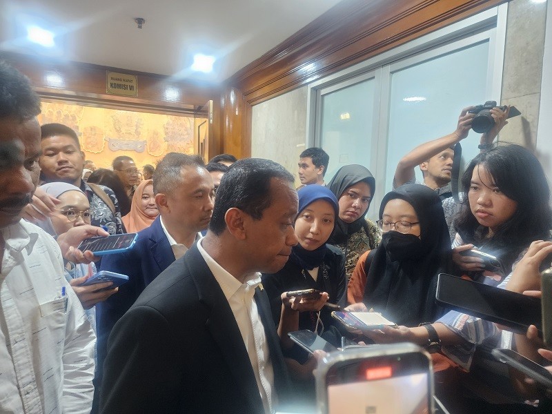 Bahlil Tegaskan Relokasi Warga Rempang Ditanggung Kementerian PUPR. (Foto: Iqbal/MNC Media)
