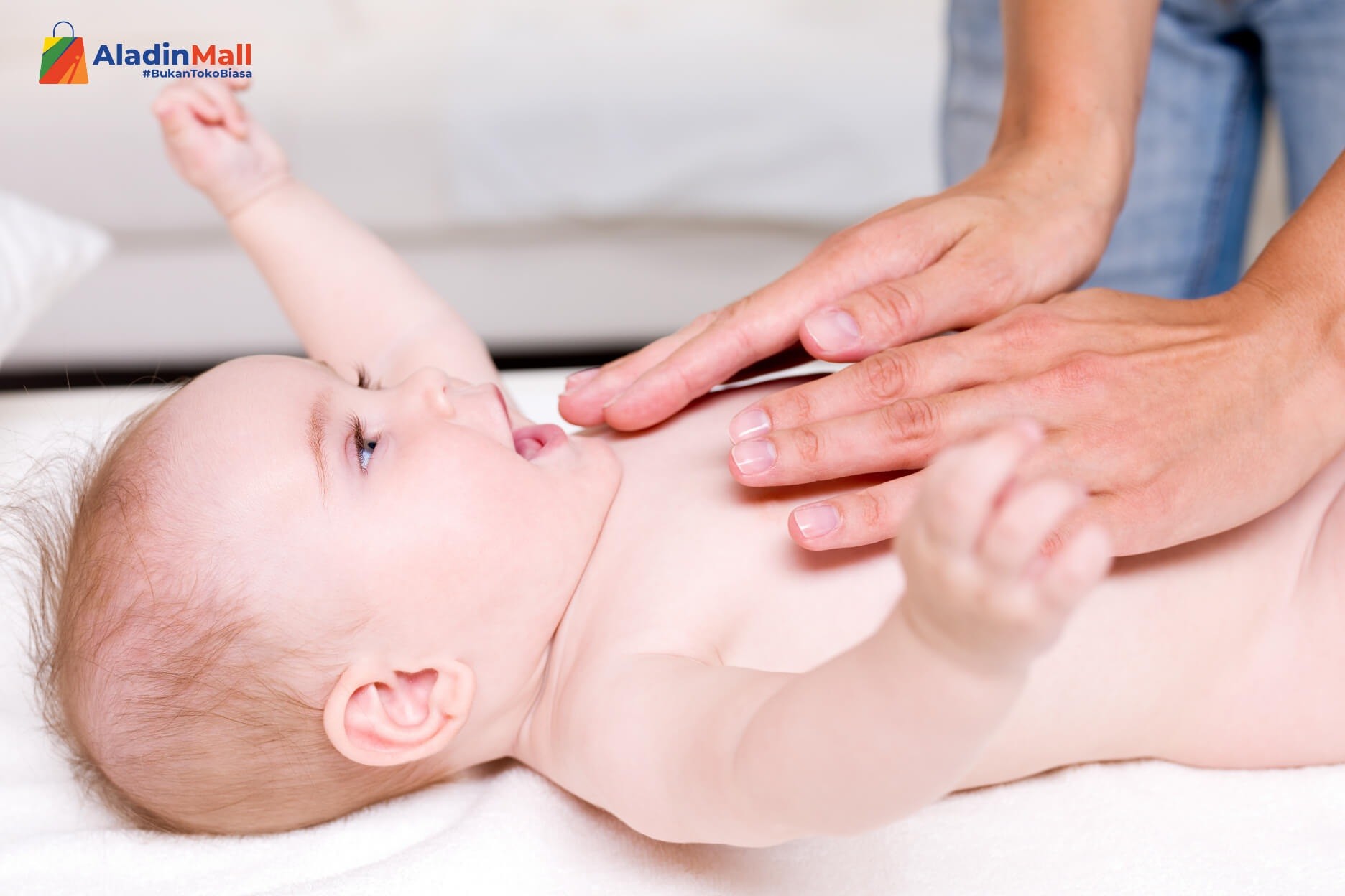 Yuk Ketahui Ragam Manfaat Minyak Telon untuk Bayi. (Foto MNC Media)