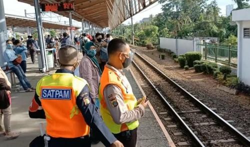 Inilah Gaji Satpam KAI 2023 yang Bisa Anda Tergiur. (FOTO : MNC MEDIA)