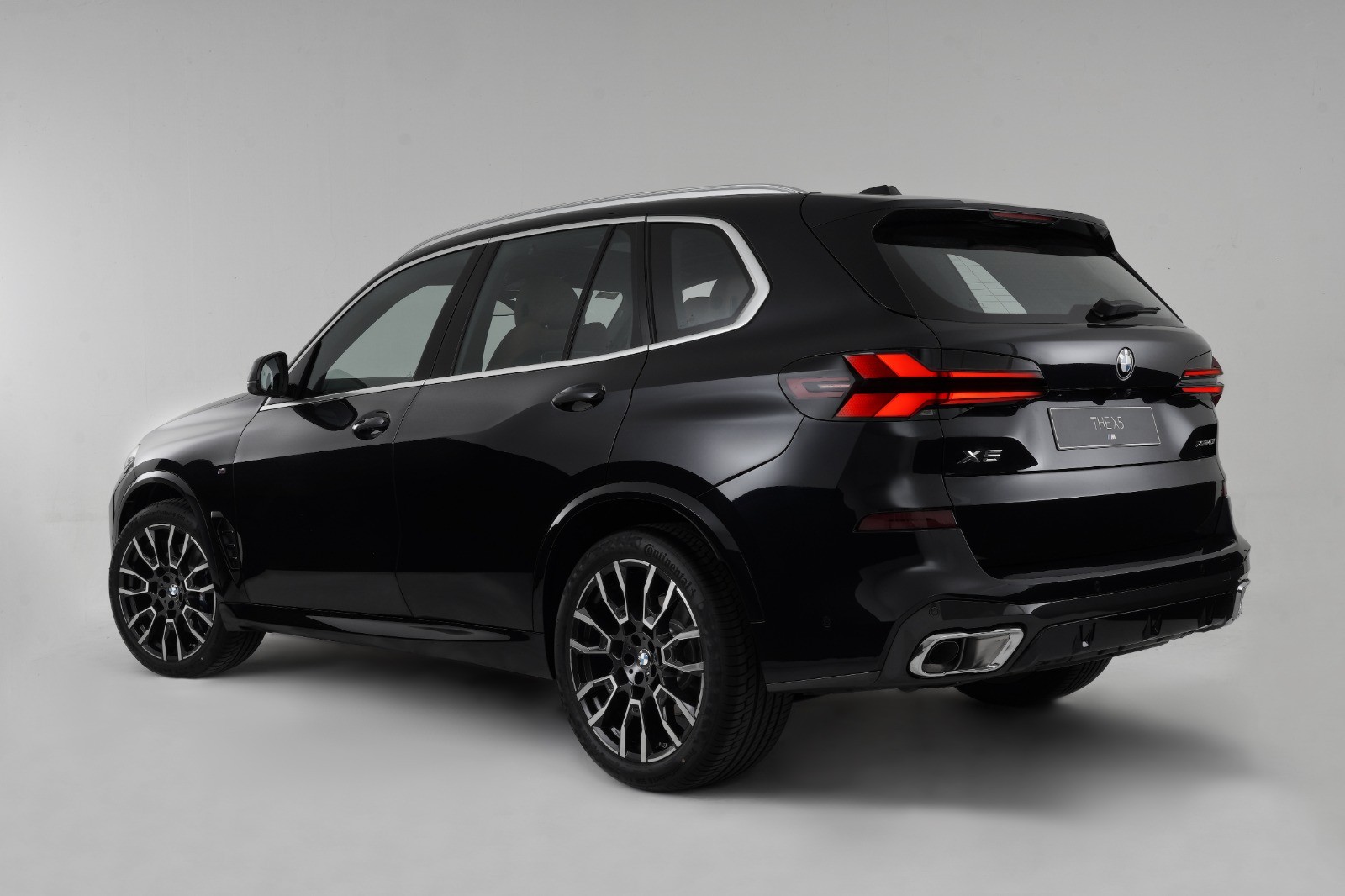 Kuasai Market Share SUV Premium, Harga BMW X5 Capai Rp1,79 Miliar (FOTO:Dok Ist)