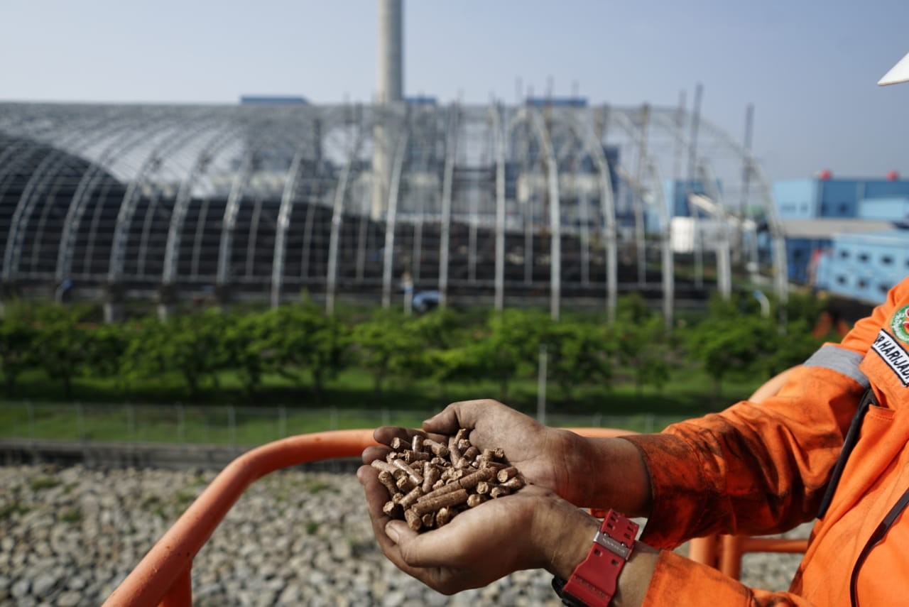 41 PLTU Milik PLN Mampu Turunkan Emisi Karbon 717.616 Ton CO2 lewat Co-Firing