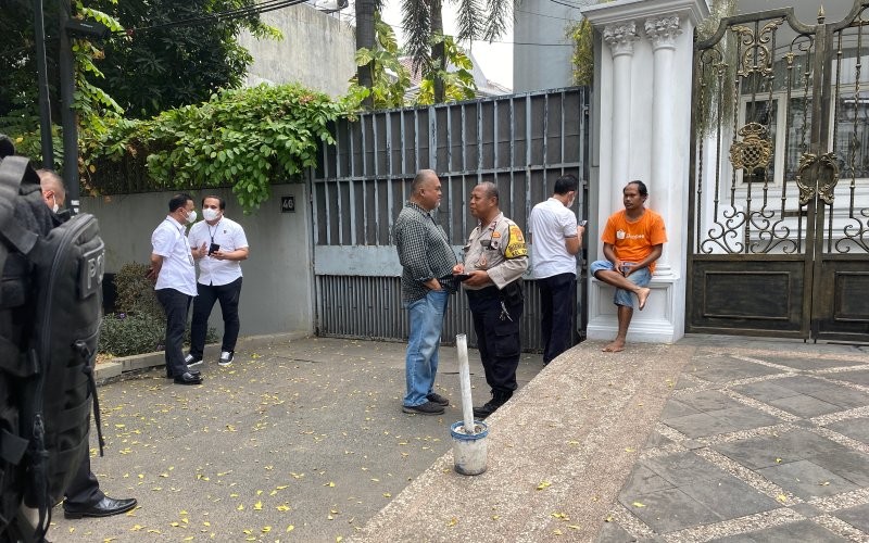 Eks Menteri Pertanian Syahrul Yasin Limpo (SYL) ternyata pernah bertemu dengan Ketua KPK Firli Bahuri di rumah yang digeledah polisi. (Ari Sandita/MPI)