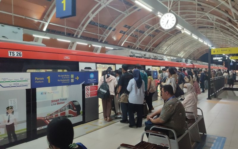 Penumpang Lrt Jabodebek Meningkat Jadi 255 Ribu Selama Libur Lebaran 2024 7610