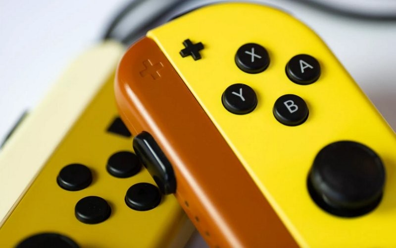 baru saja mengajukan paten untuk perangkat gaming berlayar ganda yang bisa dilepas pasang (Foto: Techspot)