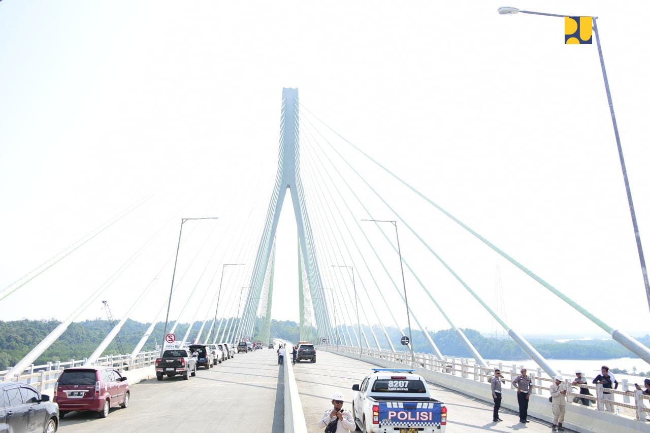Konstruksi Jalan Tol IKN Hampir 55 Persen, Jokowi Targetkan Juli 2024 Sudah Beroperasi (FOTO:Dok Ist)