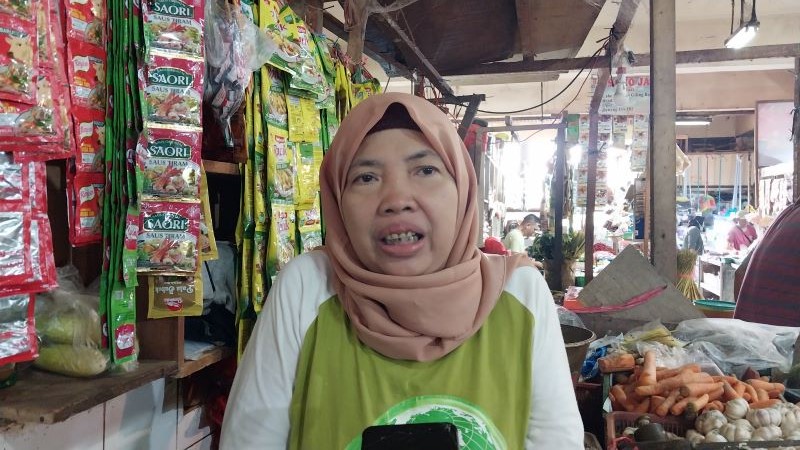 Harga Bahan Pokok Naik Terus, Pedagang Keluhkan Pembeli Sepi dan Barang Mahal. (Foto: Ikhsan/MNC Media)
