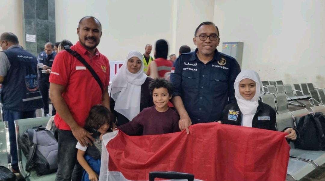 Kemlu Berhasil Evakuasi 4 WNI dari Gaza. (Foto: MNC Media)