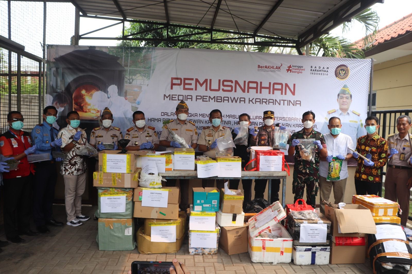 Badan Karantina Musnahkan 20 Ribu Bibit Pisang Terpapar Penyakit Berbahaya. (Foto: MNC Media)