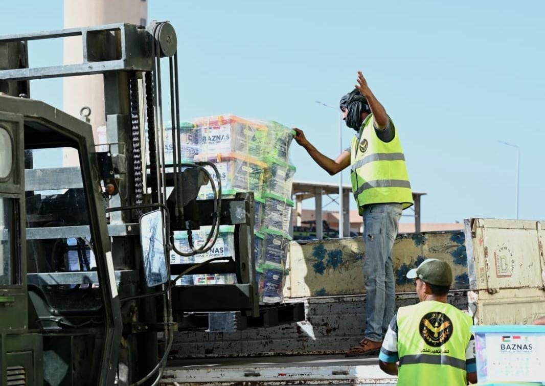 Alhamdulillah, Bantuan Kemanusian RI Akhirnya Masuk Gaza Palestina. (Foto: Dok. Baznaz)