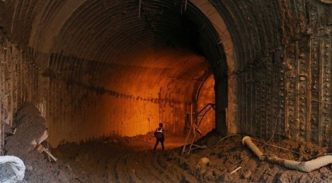 Terowongan Sepanjang 4,5 KM Runtuh, 40 Pekerja India Terjebak (foto: MNC media)