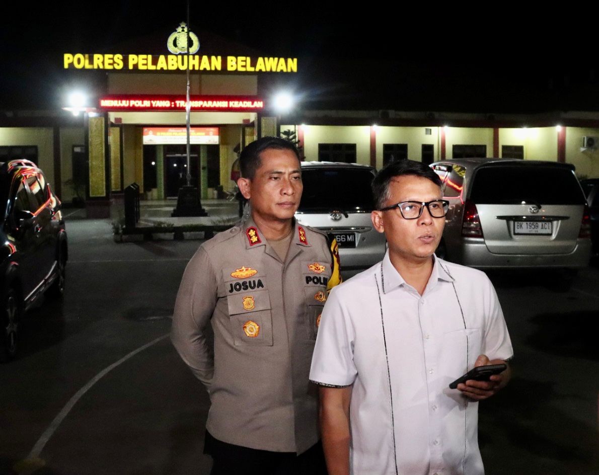 Polisi Berhasil Ringkus Pencuri Minyak dari Pipa Pertamina di Belawan .(Foto: Wahyudi/MNC Media)