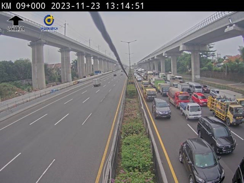 Perhatian, Tol Jakarta-Cikampek Macet 13 KM Imbas Demo Buruh (Foto Ist)