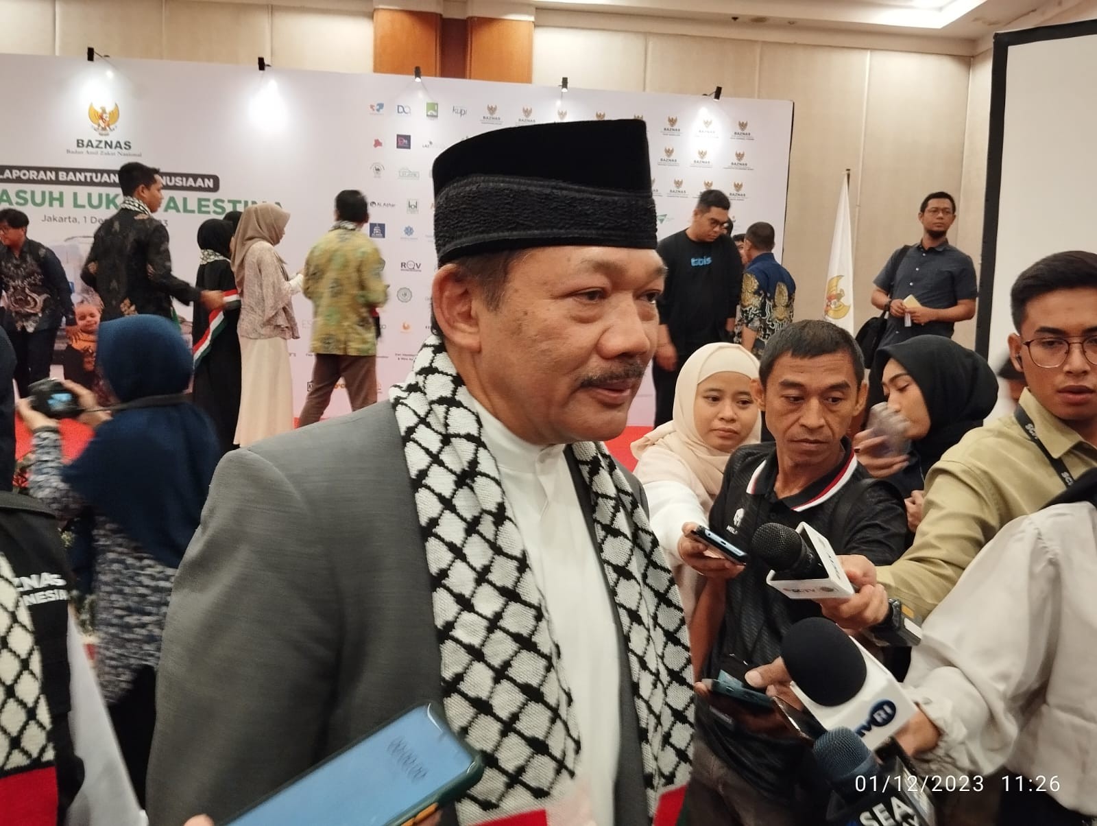 BAZNAS Salurkan Rp21,2 Miliar untuk 81.943 Warga Gaza Palestina. (Foto: Carlos/MNC Media)