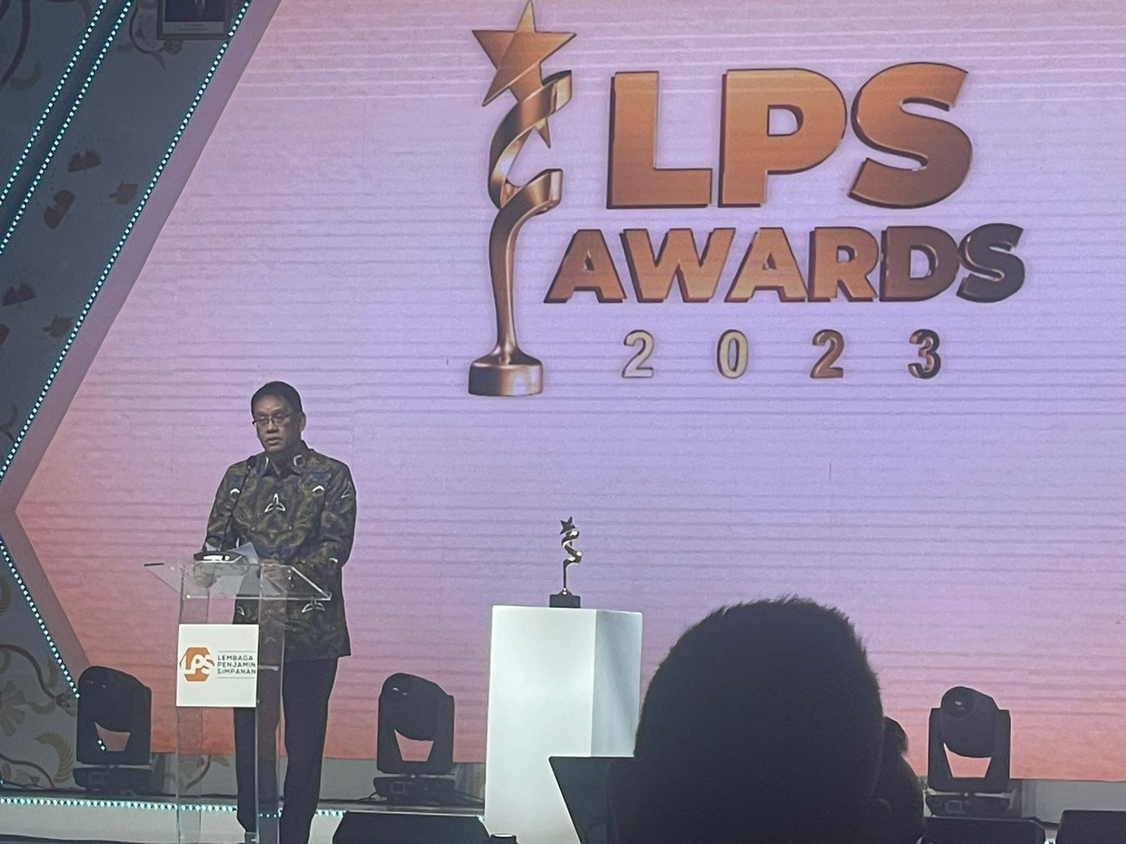 LPS Proyeksikan Pertumbuhan Ekonomi 2024 hingga 5,3 Persen. (Foto: Hatim/IDX Channel)