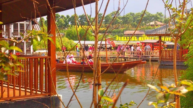 Berapa Harga Makanan di Floating Market Lembang? (Foto: MNC Media)