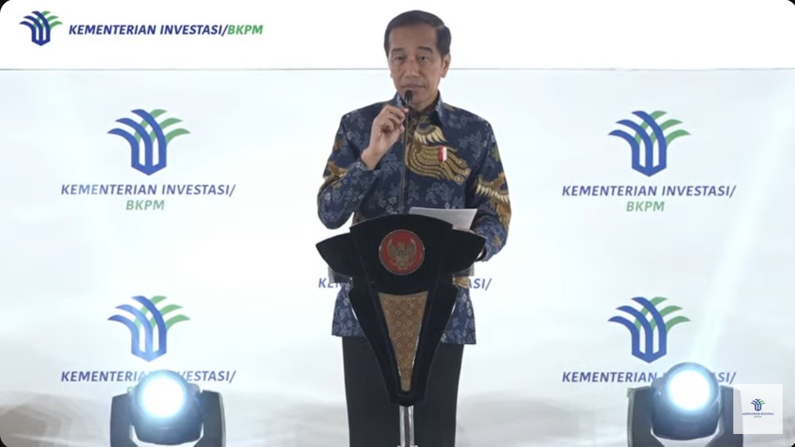 Dibisiki Bahlil Soal Kenaikan Tukin Kementerian Investasi, Jokowi: Ya ...