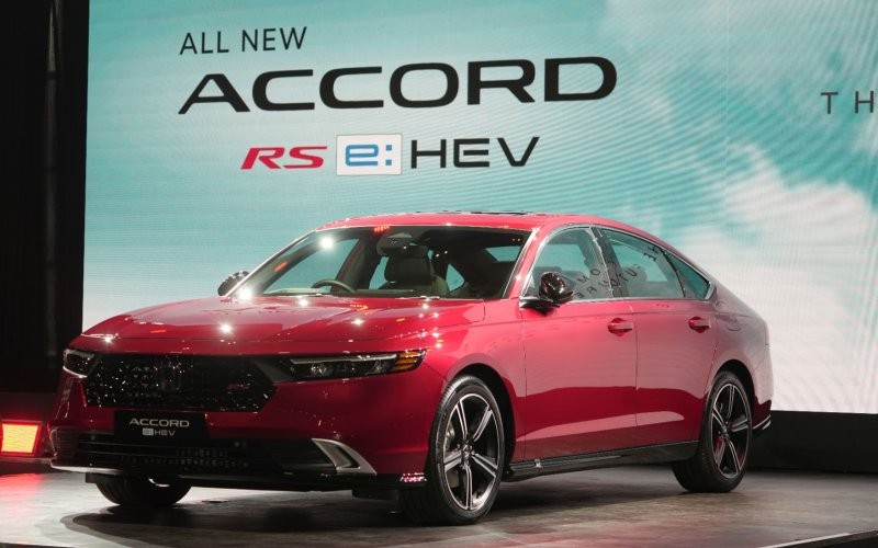 Honda Accrod RS e:HEV diklaim lebih irit dari low cost green car (LCGC) (Foto: Wahyu Sibarani/MPI)