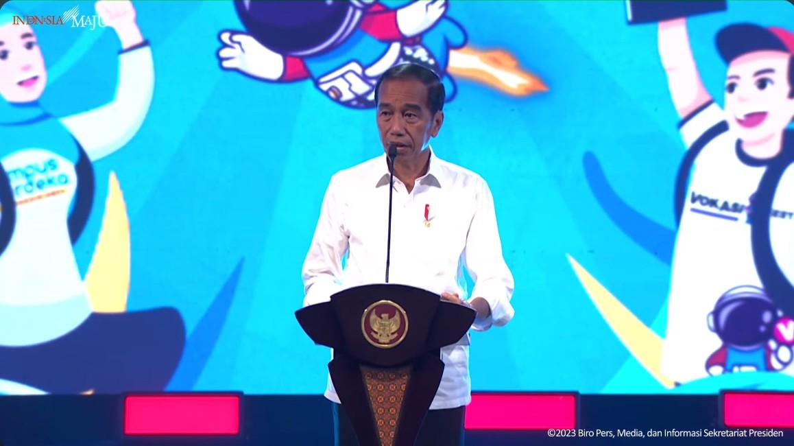 Jokowi Sebut Harus Berani Berinovasi Hadapi Kecepatan Disrupsi Teknologi. (Foto YT Setpres)