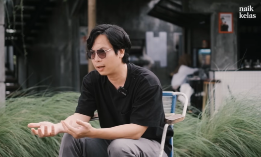 Kisah Sukses Eks Pegawai DVD Bajakan, Berbisnis Coffee Shop Raup Omzet Rp600 Juta per Bulan. (Foto: YouTube/Naik Kelas)