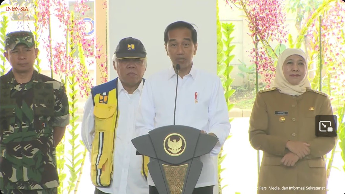 Jokowi Resmikan Pasar Induk Among Tani Kota Batu, Bisa Tampung 2.700 Kios dan Los. (Foto YouTube Setpres)