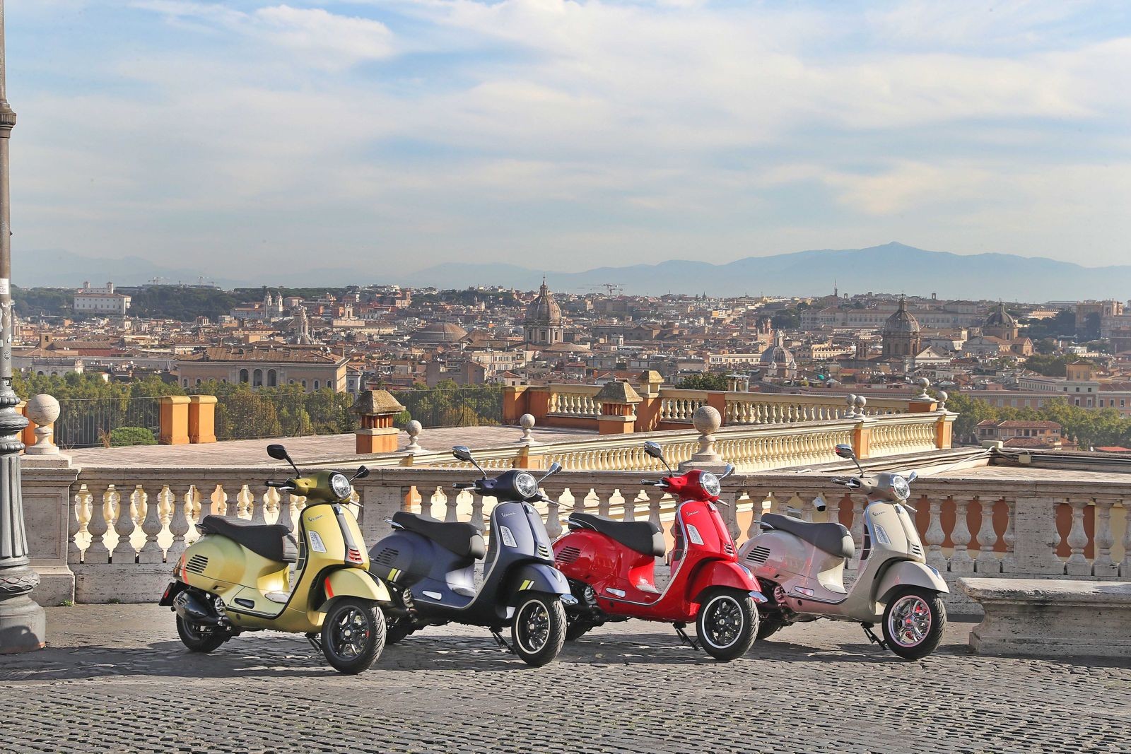 Valuasi Merek Vespa Tembus Rp18 Triliun, Indonesia Punya Andil Besar. (Foto Istimewa)