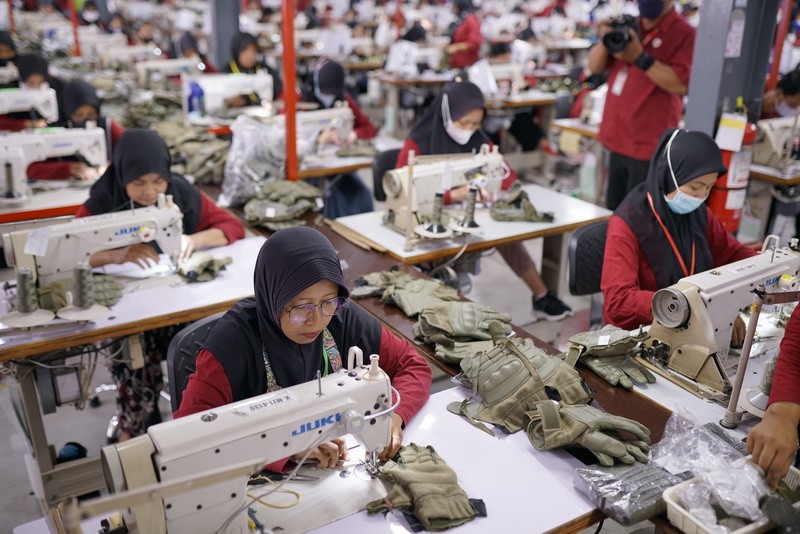 Indonesia Sumbang 30 Persen Pekerja di Pabrik Nike dan Adidas Global (foto mnc media)