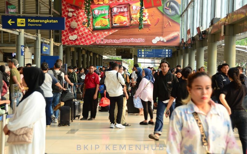 Jumlah Masyarakat Gunakan Kereta saat Nataru Diprediksi Tembus 700 Ribu Orang. Foto: Dok Kemenhub