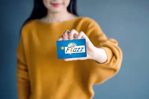 Simak Cara Mudah Mengisi Saldo e-Toll BCA lewat HP. (Foto: MNC Media)