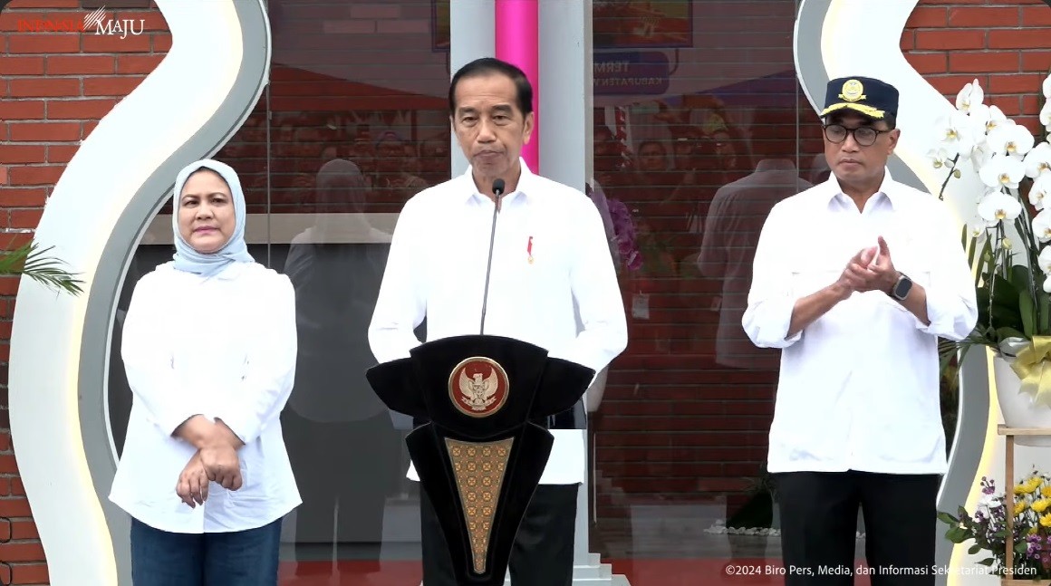 Kota Kecil Kini Macet, Jokowi: Tidak Mudah tapi Harus Berani Bangun Transportasi Massal. (Foto YouTube Setpres)