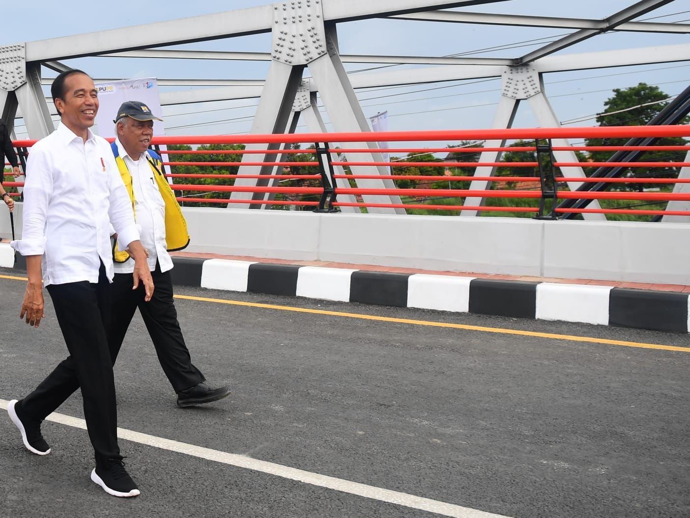 Jokowi Resmikan Enam Jembatan Baru Lintas Utara Jawa, Habiskan Rp292 Miliar