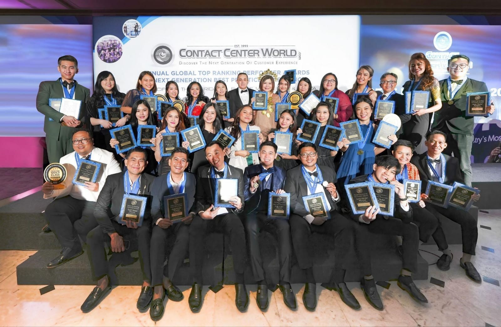 Panen Apresiasi, Bank BCA (BBCA) Tegaskan Prinsip Customer First dalam Layanan (foto: MNC Media)