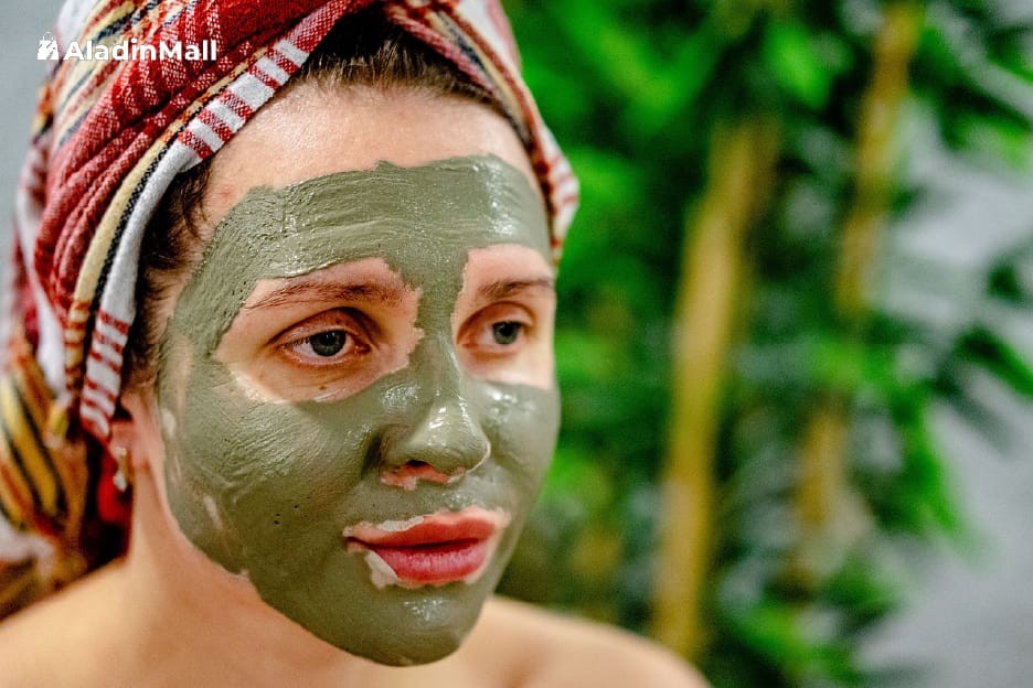 Lima Cara Memakai Masker Wajah Tanpa Efek Samping dan Iritasi. Foto: MNC Media.